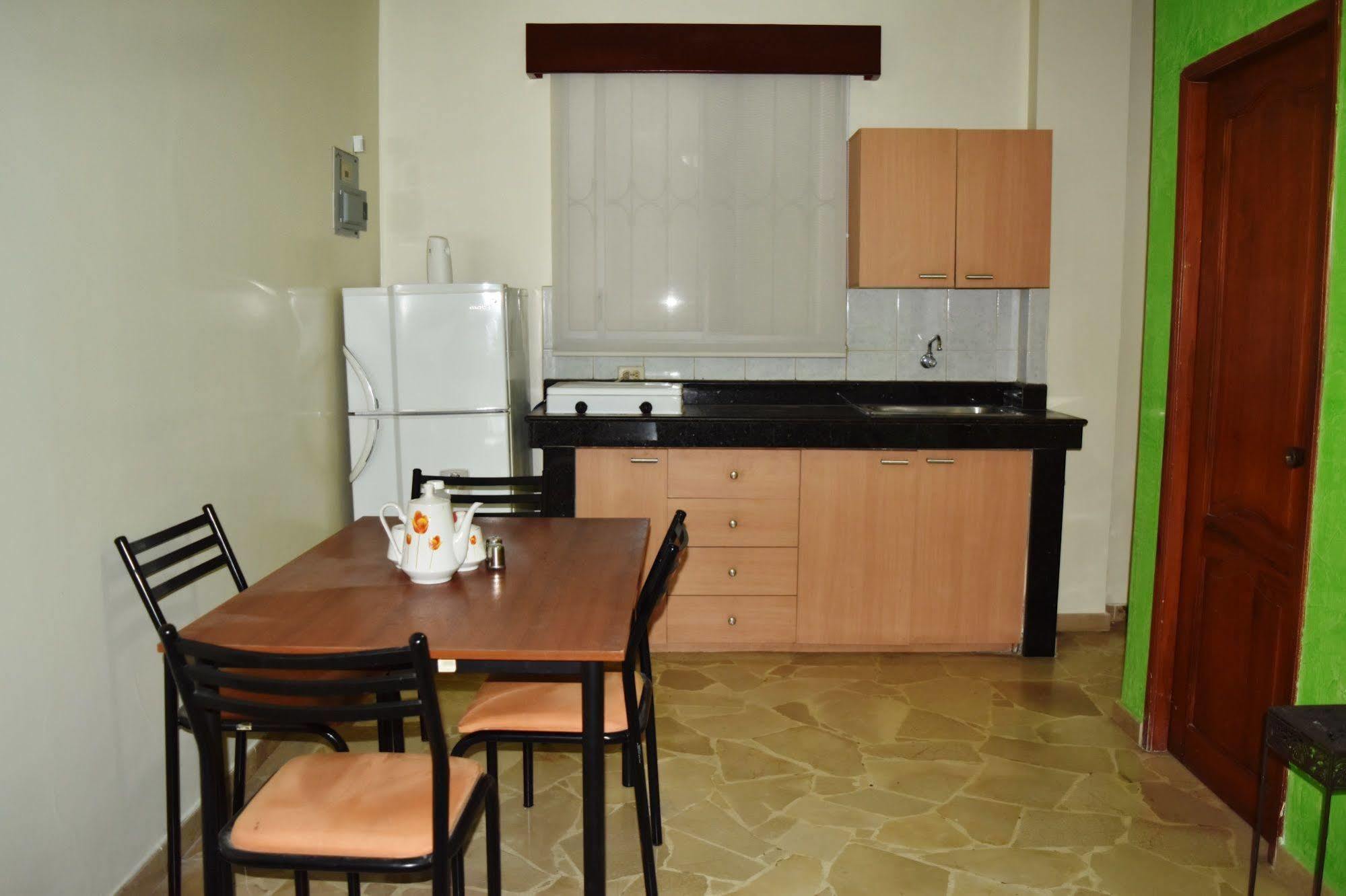 San Francisco Apart Hotel Гуаякиль Экстерьер фото
